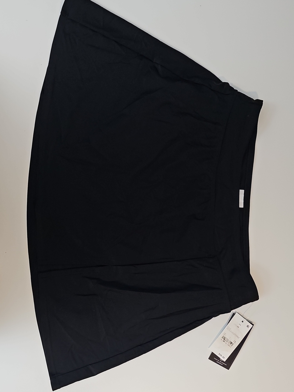 Lands' End Women's M Solid Black A-Line Swim Skirt with Built-in Briefs